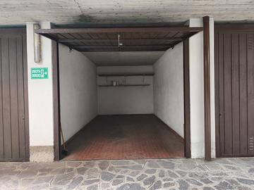 Box Garage auto pavimentato singolo 15 mq