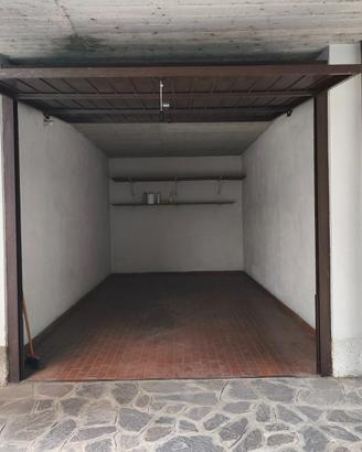 Box Garage auto pavimentato singolo 15 mq
