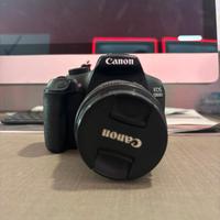 CANON EOS 1300D + Obbiettivo EFS 18-55mm