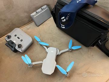 Drone dji mini 2 combo