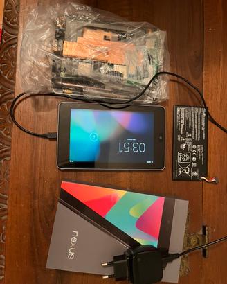 Tablet Asus Nexus 7 con problemi touch-screen
