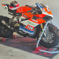 Ducati Panigale 1199r Pista
