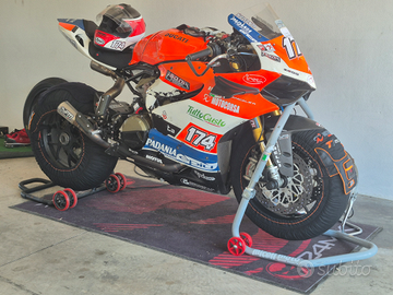 Ducati Panigale 1199r Pista