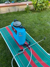 Pompa irroratrice a batteria