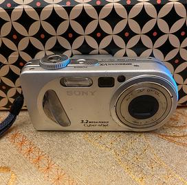 Fotocamera Sony prezzo appena ridotto