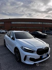 Bmw serie 1f40118i Msport