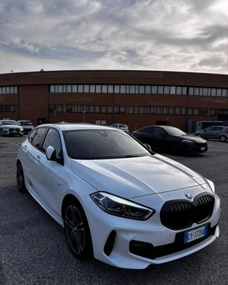 Bmw serie 1f40118i Msport