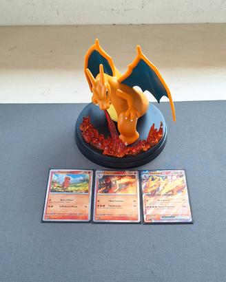 Lotto Pokemon Charizard: Statuina + carte promo 