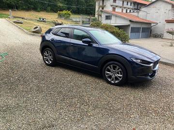 Madza CX 30,  turbo diesel