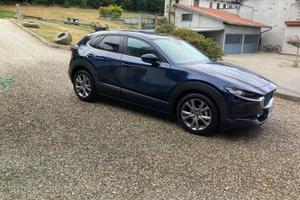Madza CX 30,  turbo diesel
