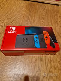 Nintendo Switch Joy R/B, come nuova + 2 giochi
