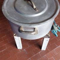 Casseruola in alluminio per cucina