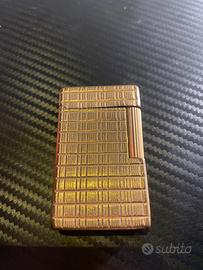 Accendino S.T. Dupont Paris Made in France oro
