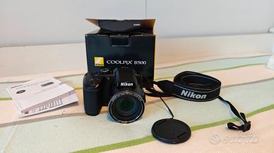 Nikon B500