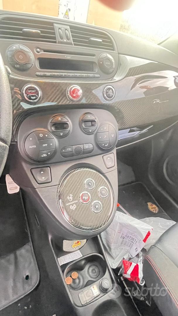 Abarth 695 Tributo Ferrari 2011 photo 5