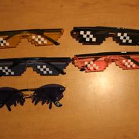 Occhiali Pixel + Occhiali a Lacrima