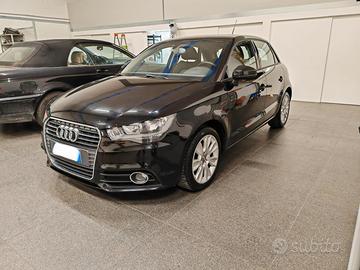 AUDI Altro modello - 2012