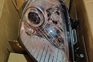 Faro anteriore destro Mercedes Slk