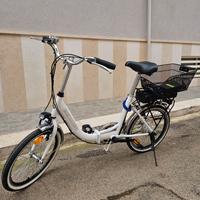 Bicicletta elettrica pieghevole