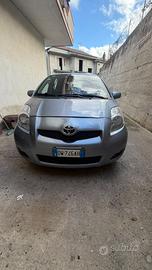 toyota yaris trattabile
