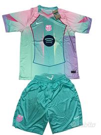 Completo calcio Barcellona