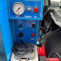 Autofficina vende per cessata attività