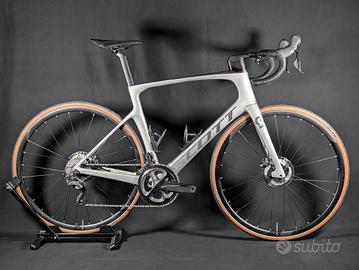 Bici da corsa Scott Foil RC 30