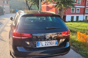 Passat WOLKSWAGEN