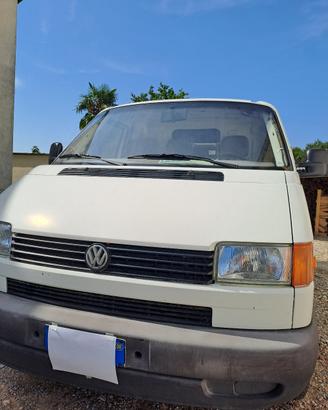 Furgone Volkswagen T4 anno 2000