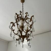Lampadario vintage con gocce in vetro