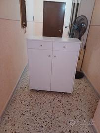 lettino singolo a scomparsa e divano doppio
