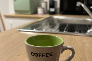 Locale per periodo estivo