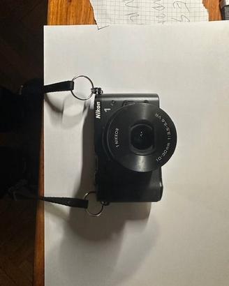 NIKON V3