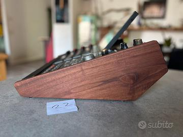 Mpc X & SE supporto legno di noce