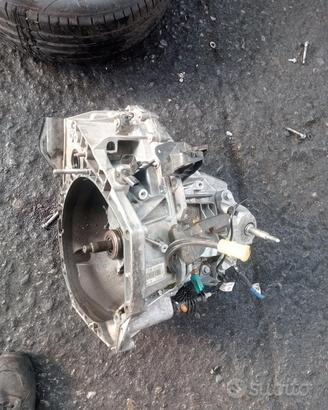 Cambio Manuale Per Renault Clio 1.5TD K9K 2023