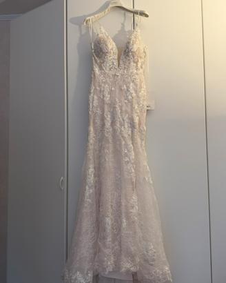 Abito NUOVO MAI INDOSSATO Pronovias modello Shani