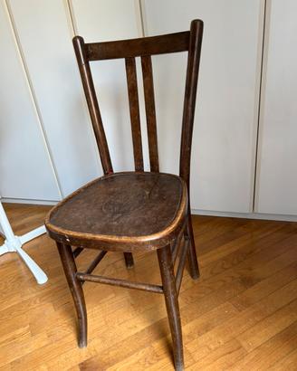 Sedia legno curvato