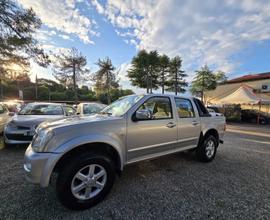 Isuzu D-Max 3.0 TD cat Space Cab 4WD Pick-up LS