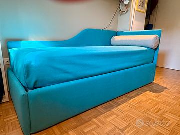 Letto singolo Bolzan doghe legno materasso memory.