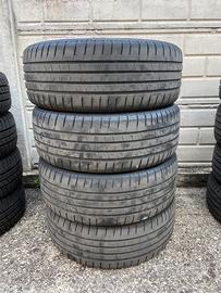 Pneumatici 235 55 18 Bridgestone