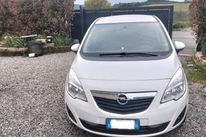 OPEL Meriva 2a  1.300 /55 kw Diesel  2013