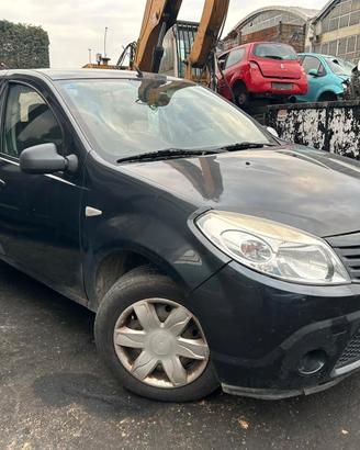 RICAMBI DACIA SANDERO 2009 1400cc BENZINA \ GPL