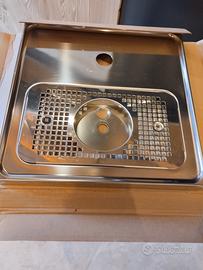 base con raccogligocce 