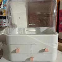 Porta prodotti da bagno