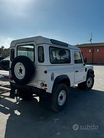 Defender 90