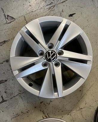 cerchi in lega volkswagen golf 8 da 16
