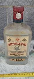 Bottiglia Gin Pilla Gineprella Gatto d'Argento