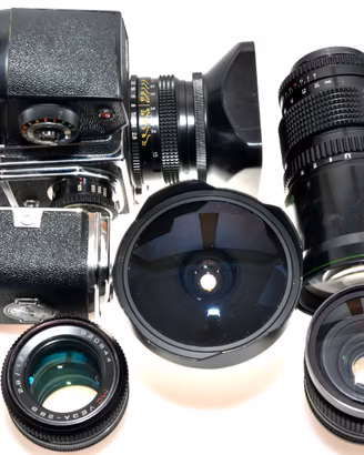 Kiev 88 medio formato 6×6  corredo con 5 obiettivi