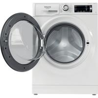 Lavatrice Hotpoint NBT948WMAIT 2 anni garanzia.