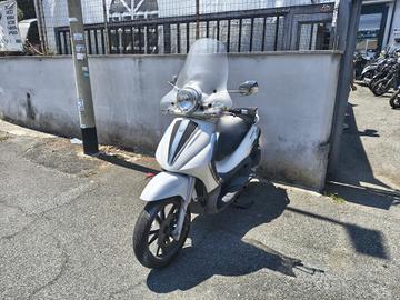 Piaggio Beverly 300